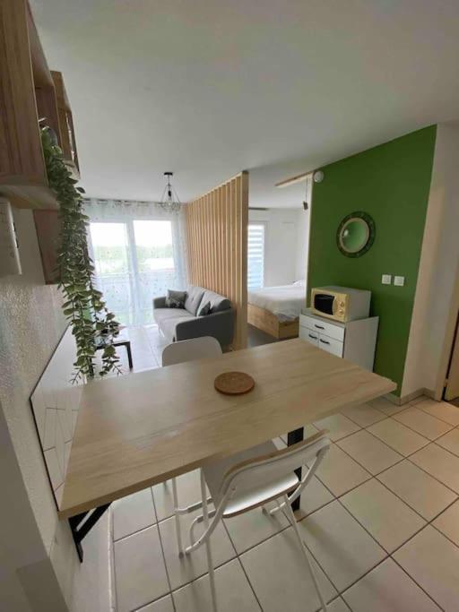 Le Porte Bonheur Apartment